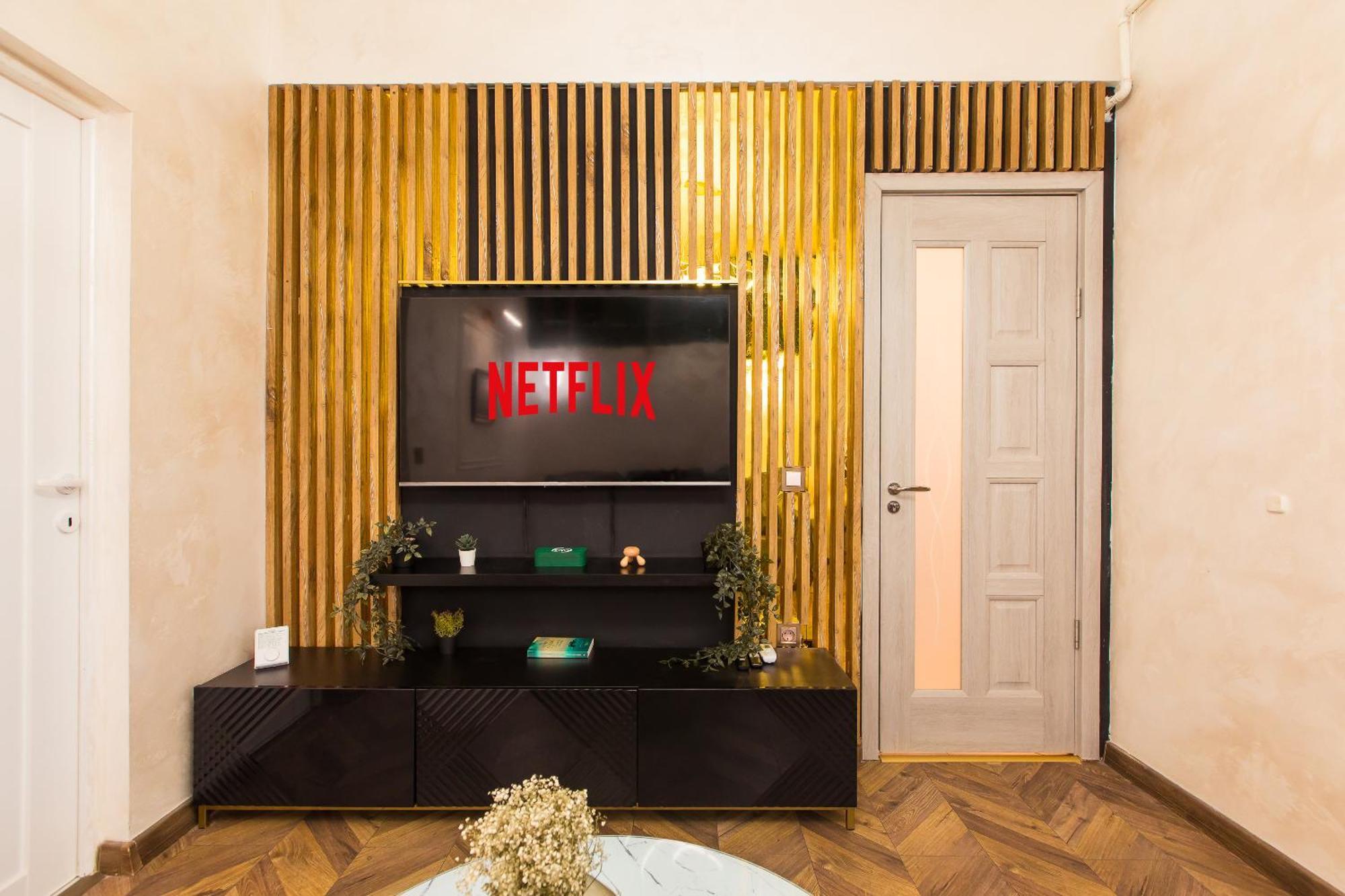 Royalty Apt With City Views On Calea Victoriei ブカレスト エクステリア 写真