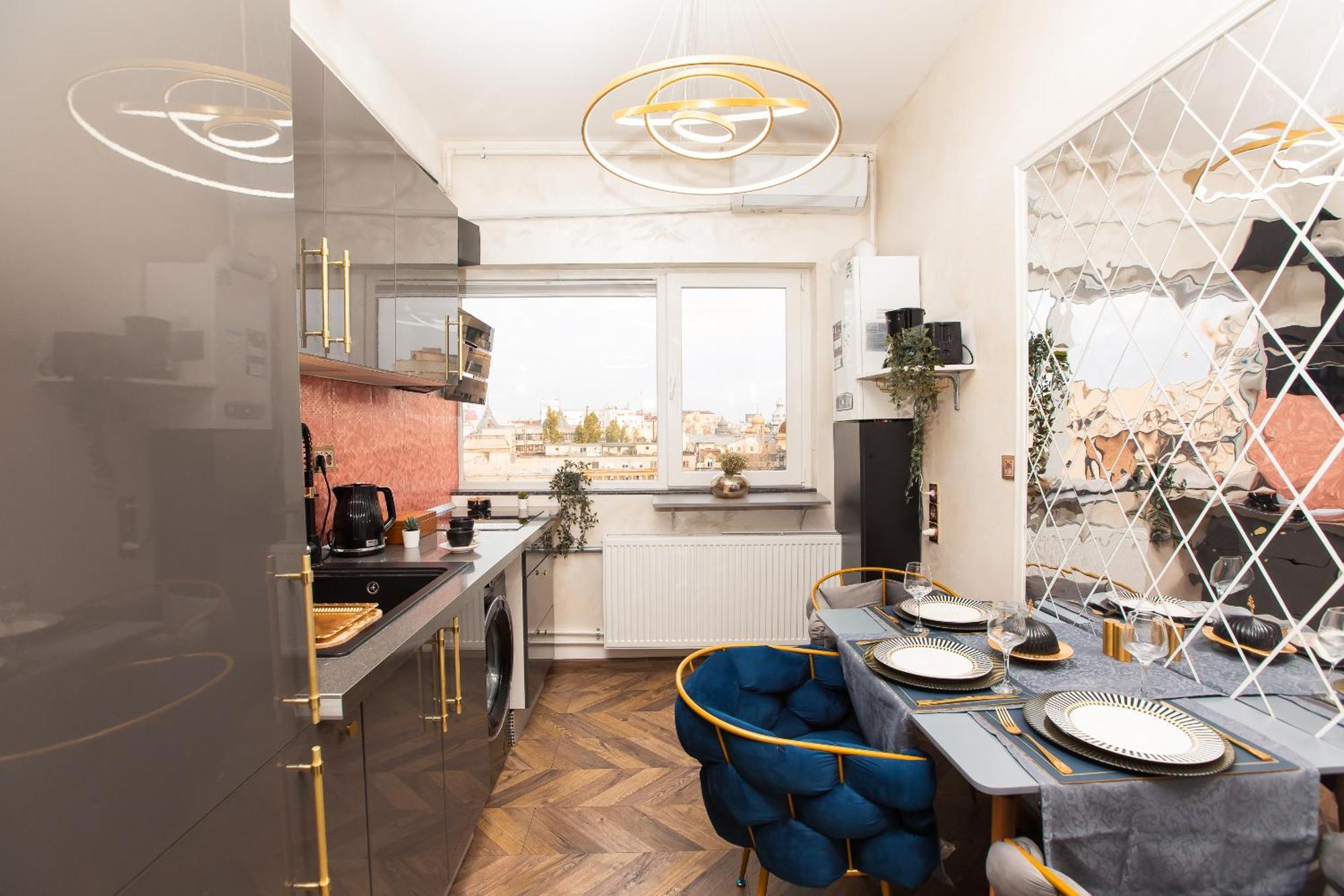 Royalty Apt With City Views On Calea Victoriei ブカレスト エクステリア 写真