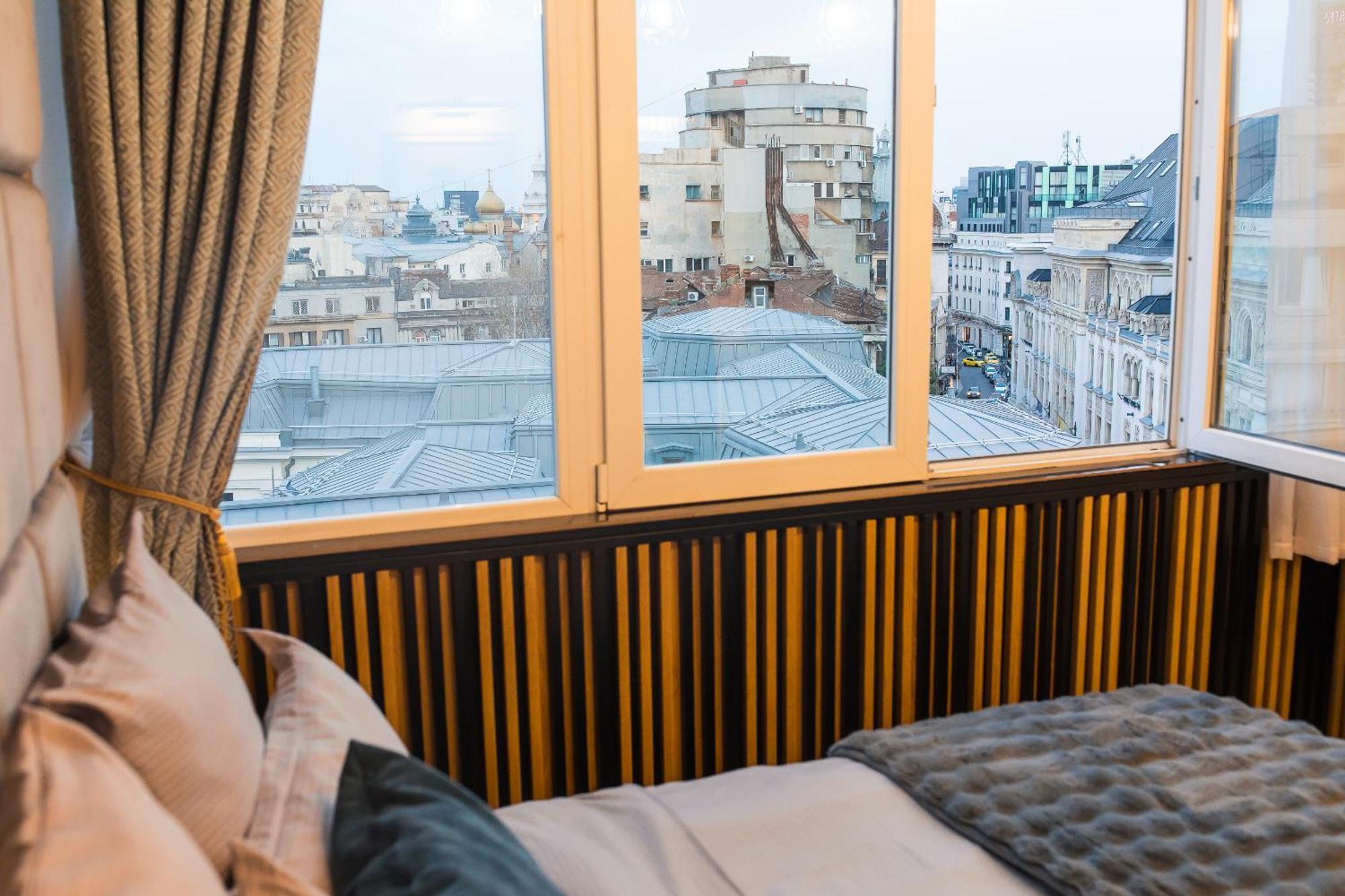 Royalty Apt With City Views On Calea Victoriei ブカレスト エクステリア 写真